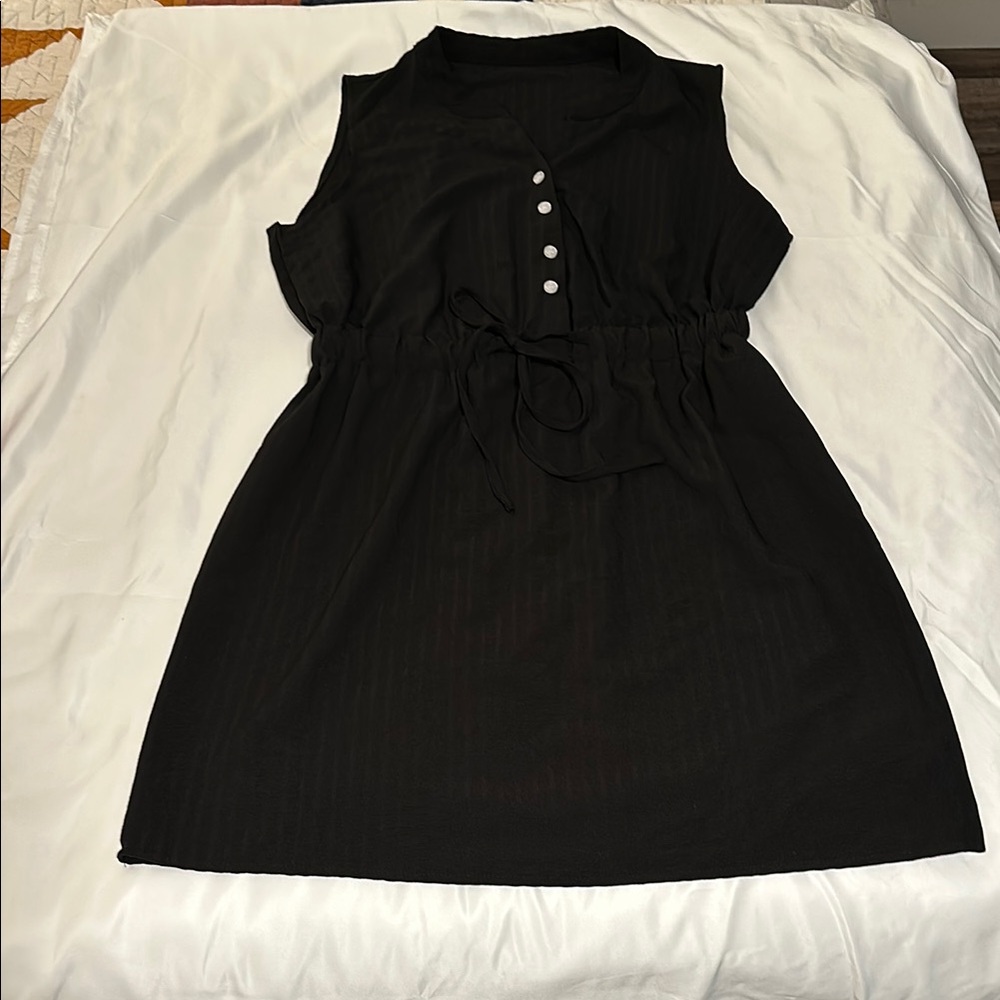 Black Sleeveless Button-Up Dress